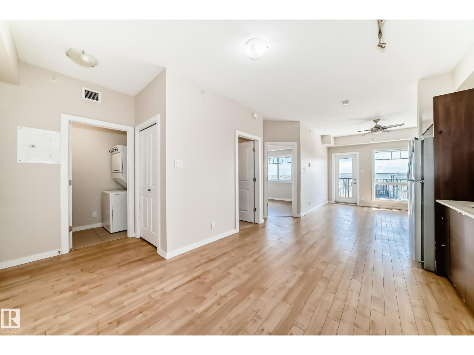 #413 9519 160 AV NW, Edmonton