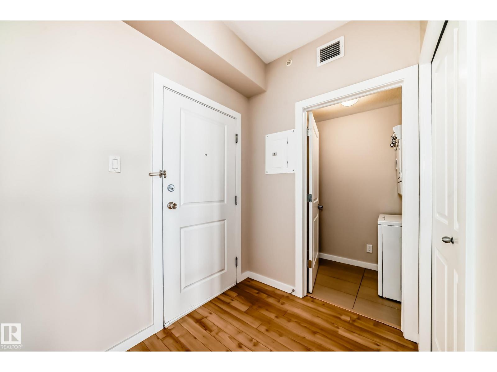 #413 9519 160 AV NW, Edmonton