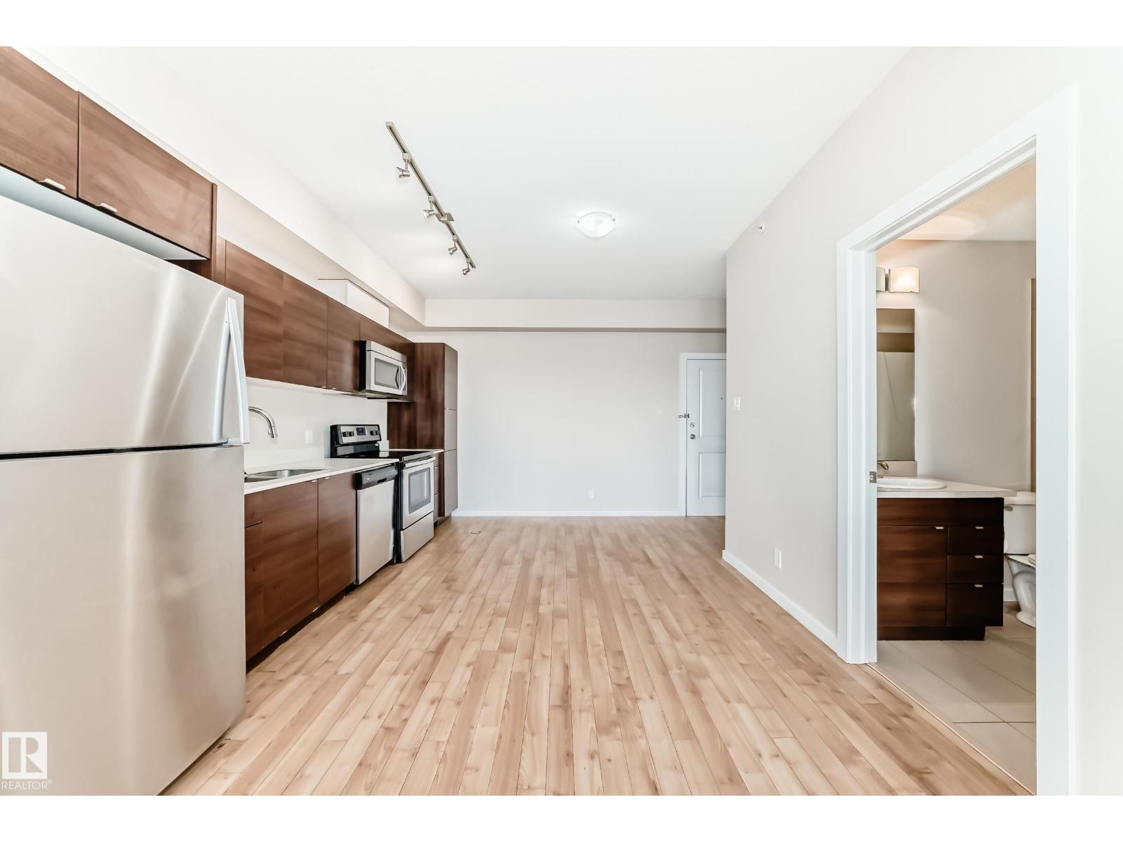 #413 9519 160 AV NW, Edmonton