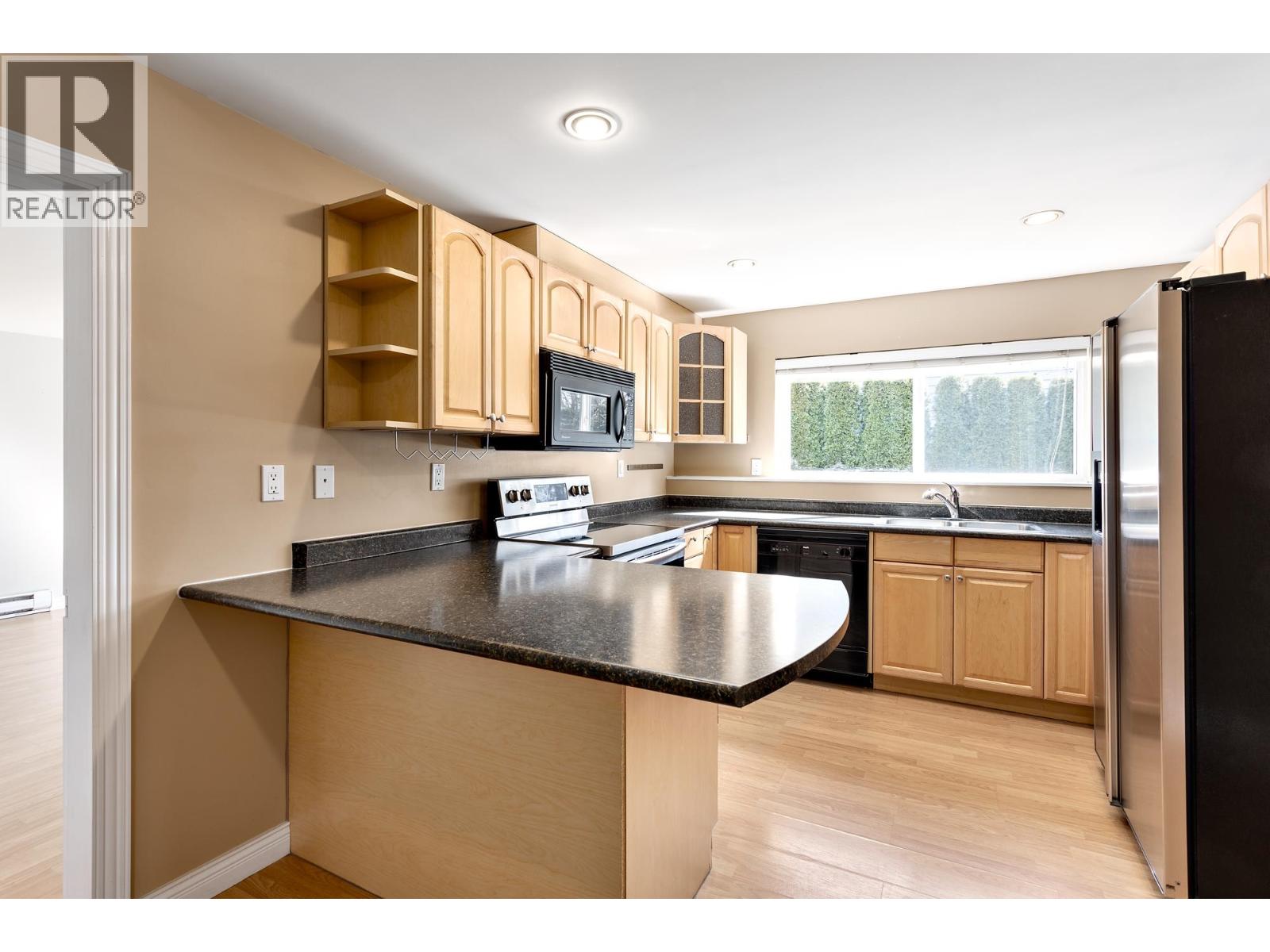 40251 KALODON ROAD, Squamish