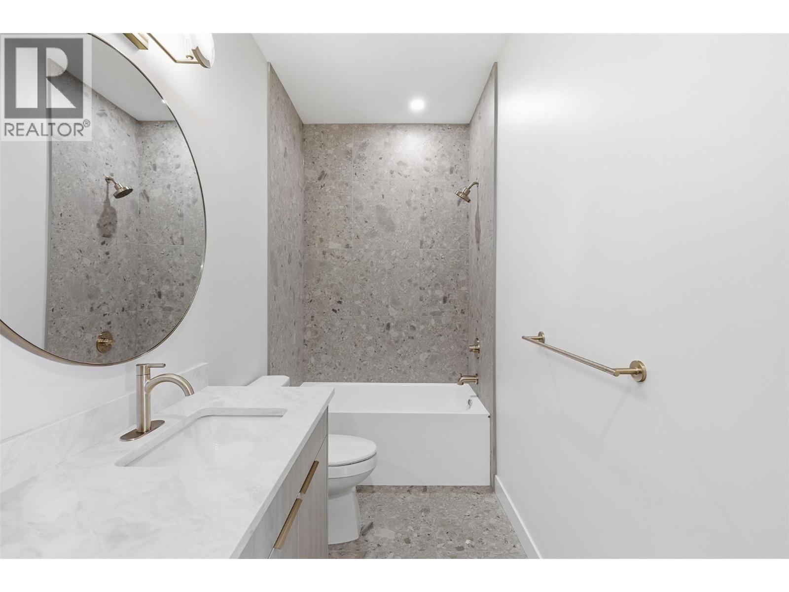 38 RUE CHEVAL NOIR Unit# 327, Kamloops