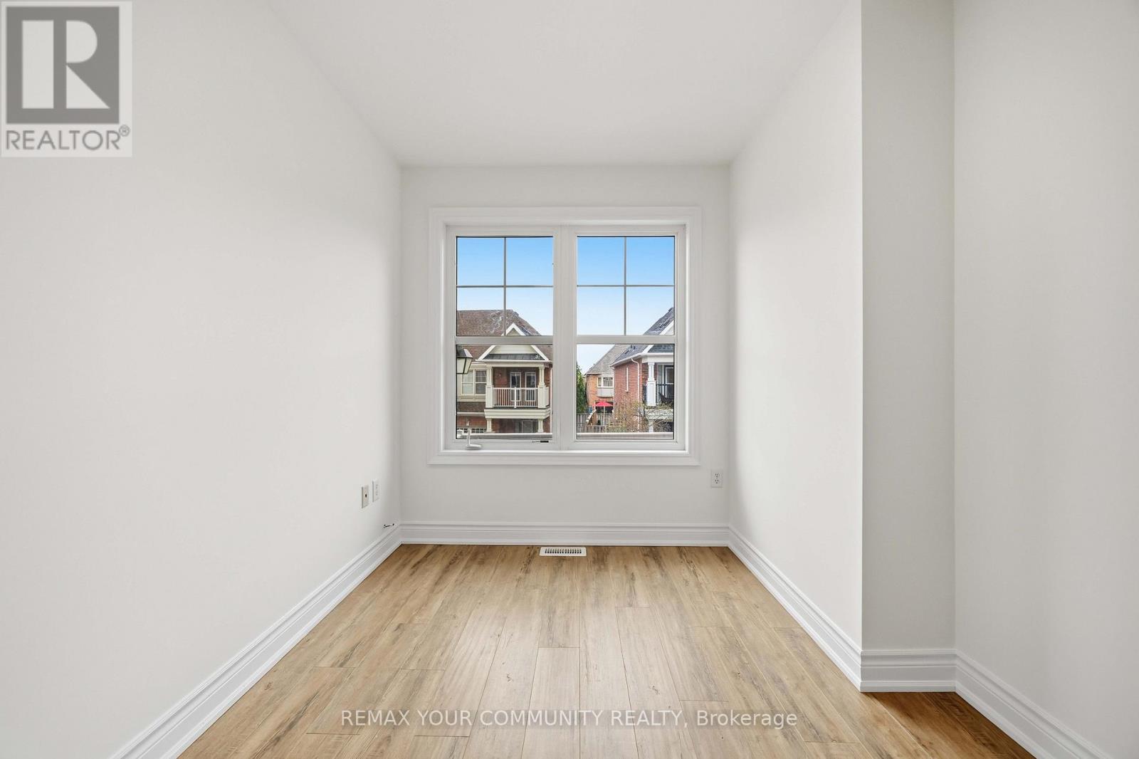 17 LATITUDE LANE - 28