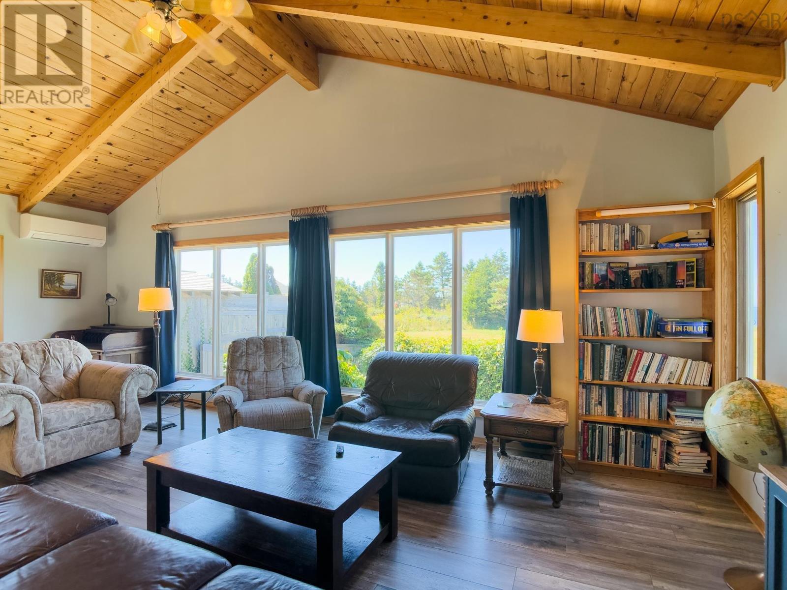 40 Country Lane - 24