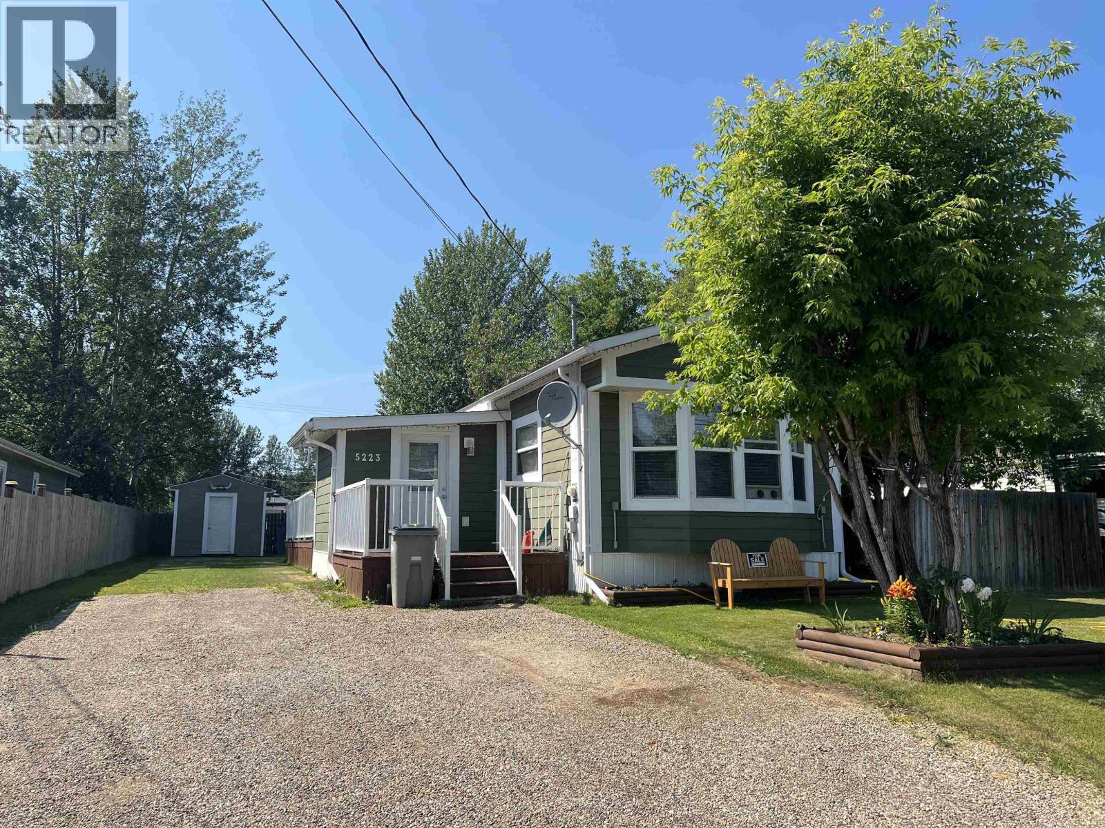 5223 41 STREET - 1