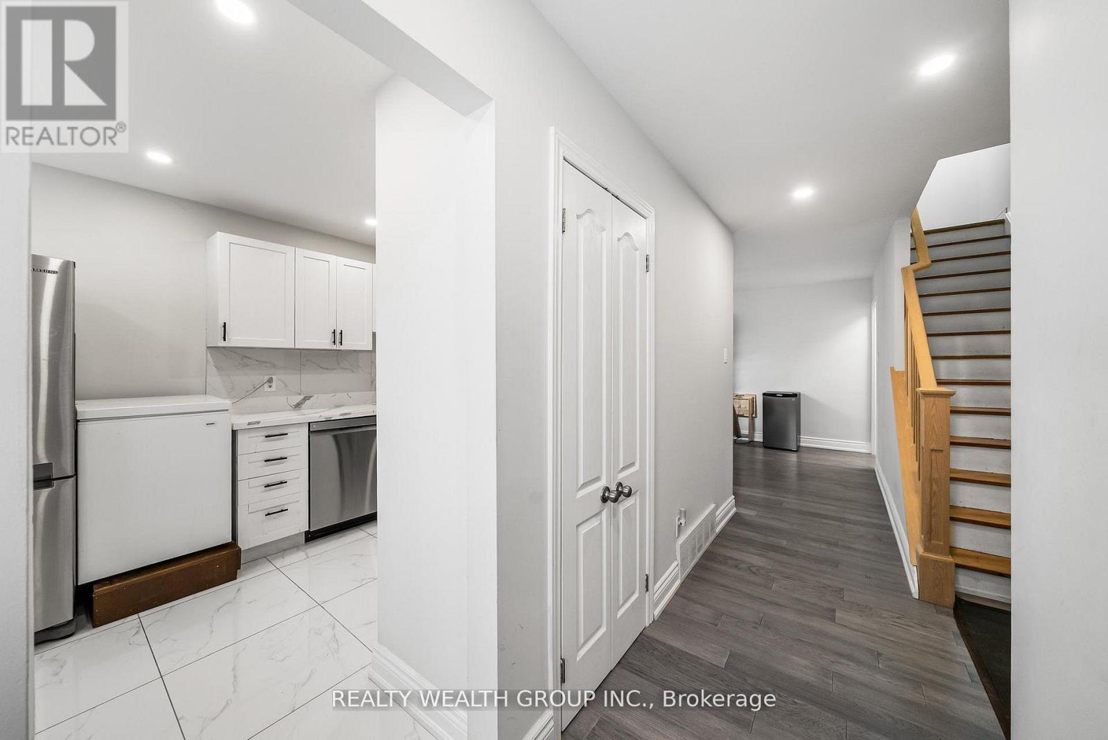 #39 521 TIMBER LANE - 4