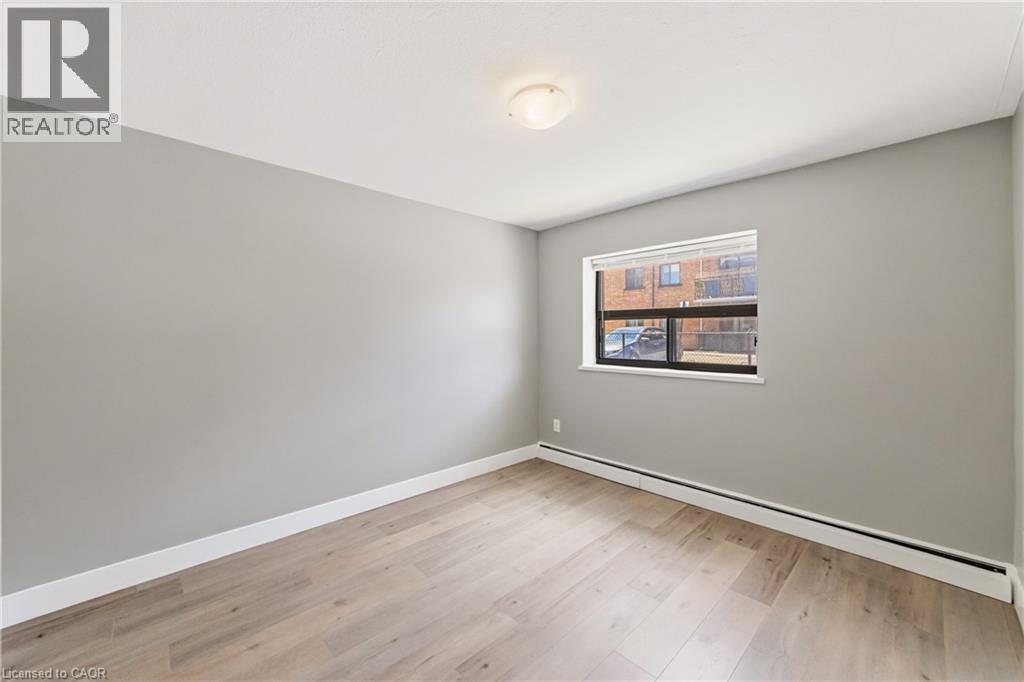 700 LAWRENCE Road Unit# 102, Hamilton, Ontario, L8K1Z5 — Photo 8