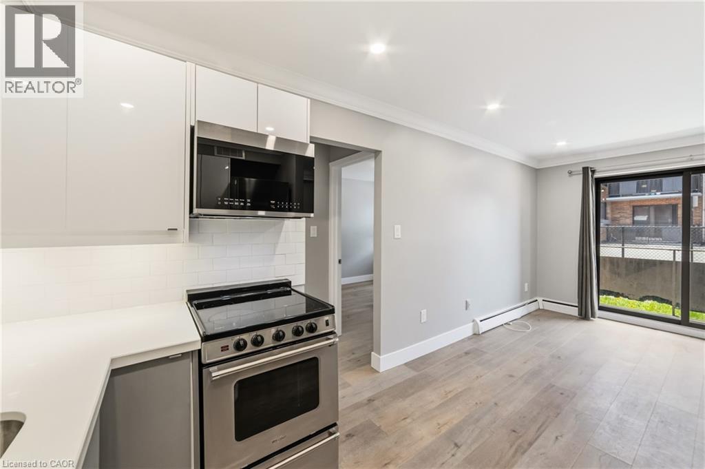 700 LAWRENCE Road Unit# 102, Hamilton, Ontario, L8K1Z5 — Photo 4
