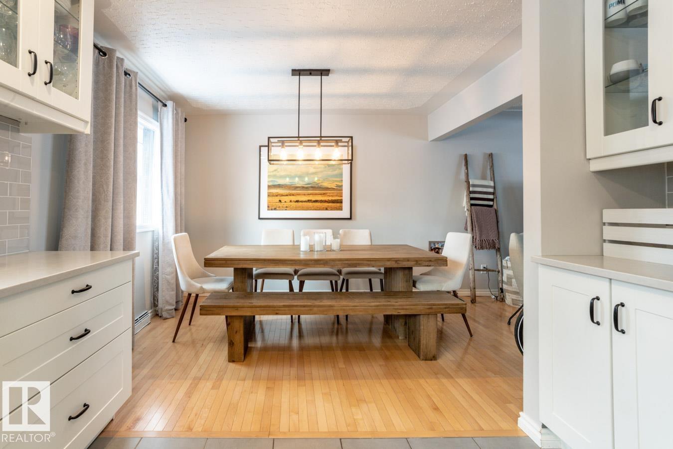 8239 93A AV NW - 10
