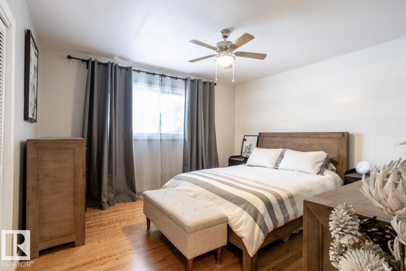 8239 93A AV NW - 15