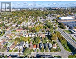 18 Glasgow Avenue, Toronto, ON M1K1C1 Photo 13