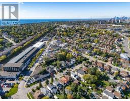 18 Glasgow Avenue, Toronto, ON M1K1C1 Photo 7