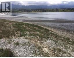 9 Tozer Rd, Fanny Bay, BC V0R1W0 Photo 11