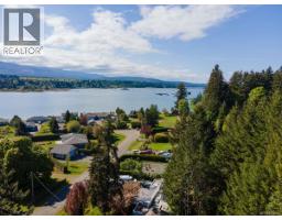 9 Tozer Rd, Fanny Bay, BC V0R1W0 Photo 6