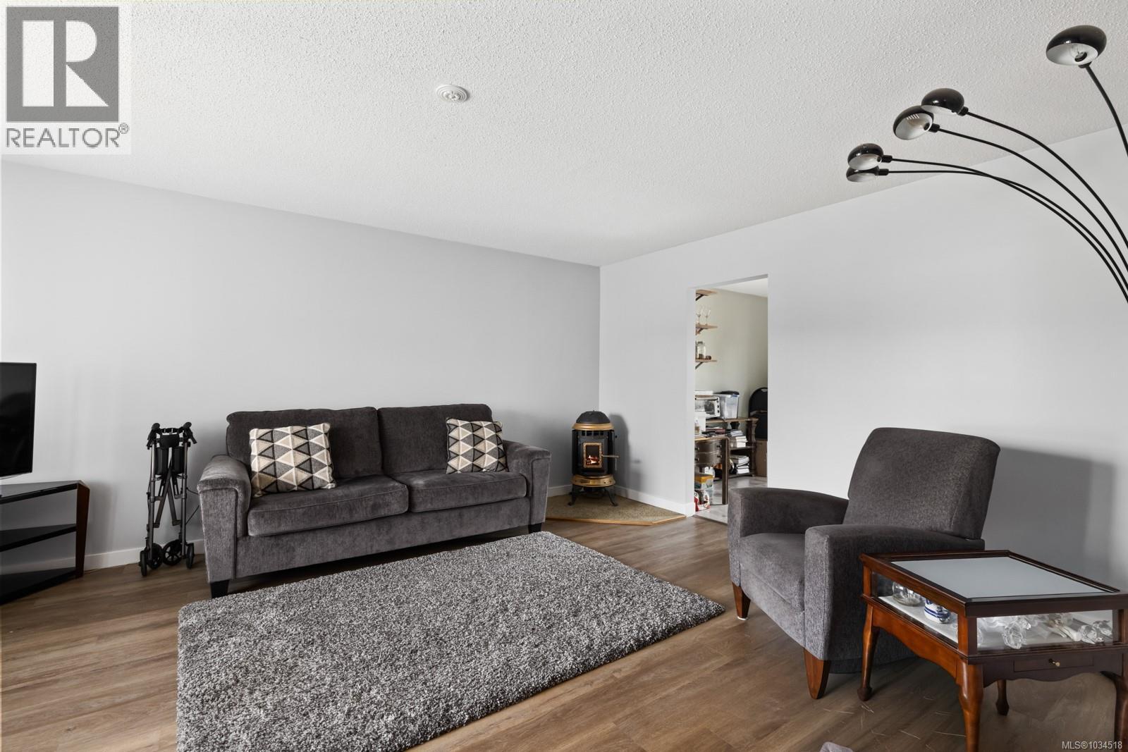 #1 491 Lakes Rd - 6