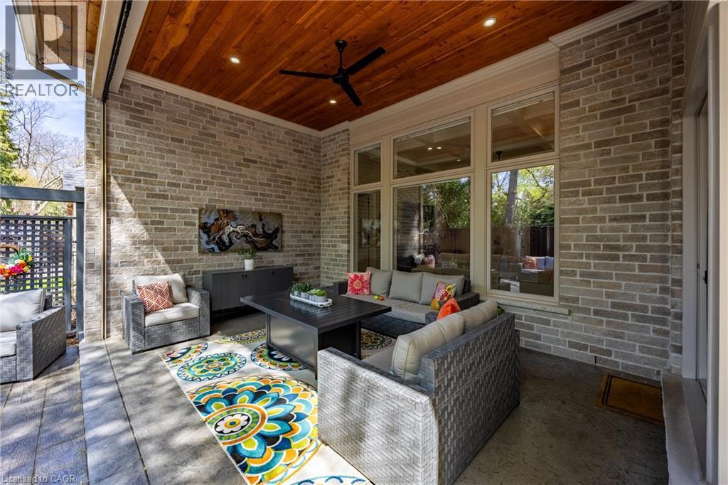 11 GREENLEAF Lane - 16