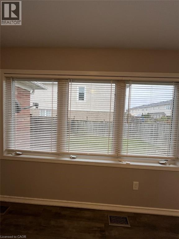77 ABBOTT Crescent, Cambridge, Ontario, N3C0C9 — Photo 7