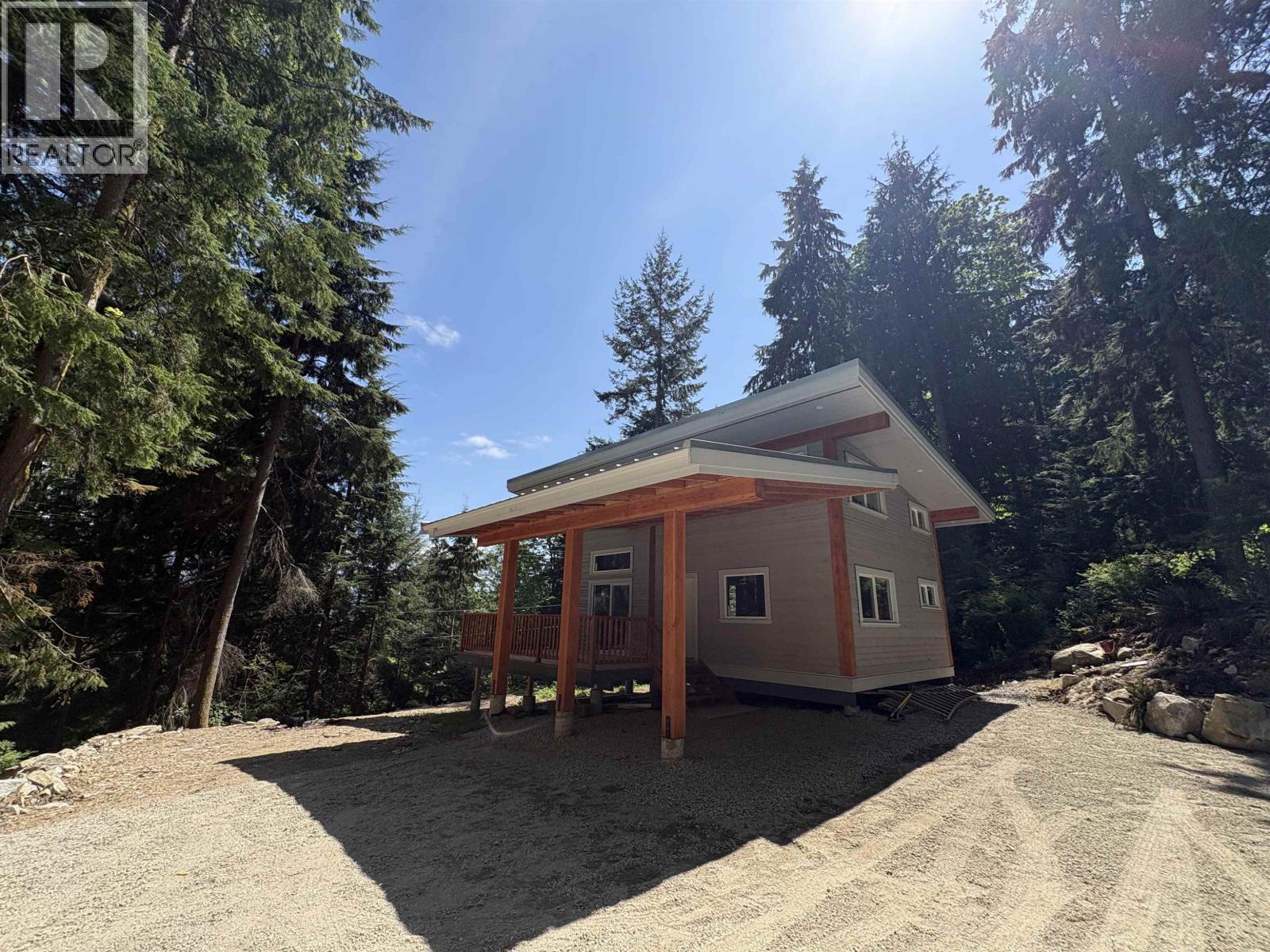 883 WEST BAY ROAD, Gambier Island