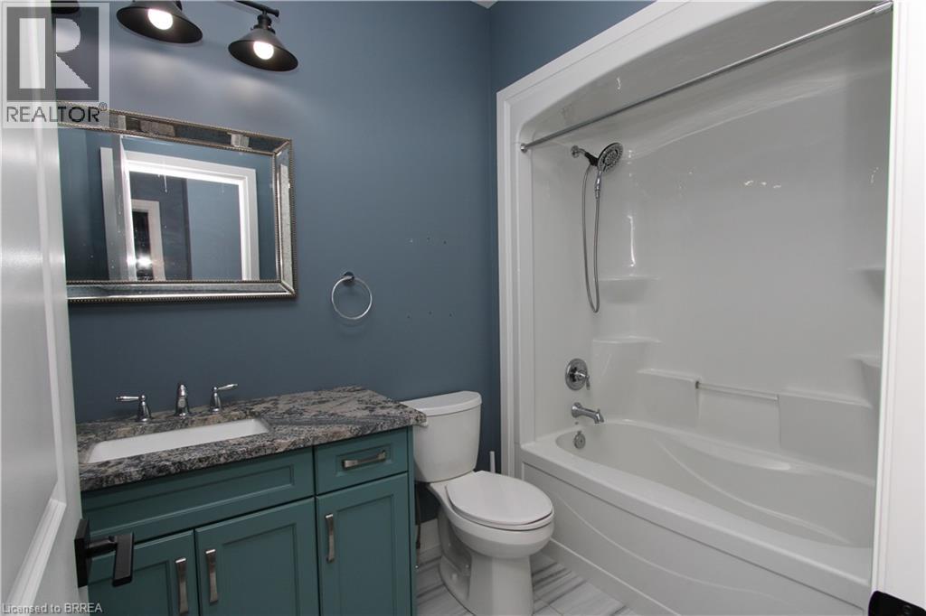 25 BOWEN Place Unit# Upper, Oakland, Ontario, N0E1L0 — Photo 47