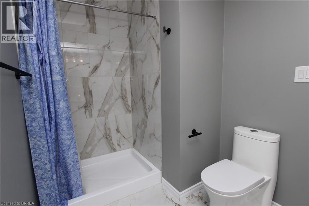 25 BOWEN Place Unit# Upper, Oakland, Ontario, N0E1L0 — Photo 16