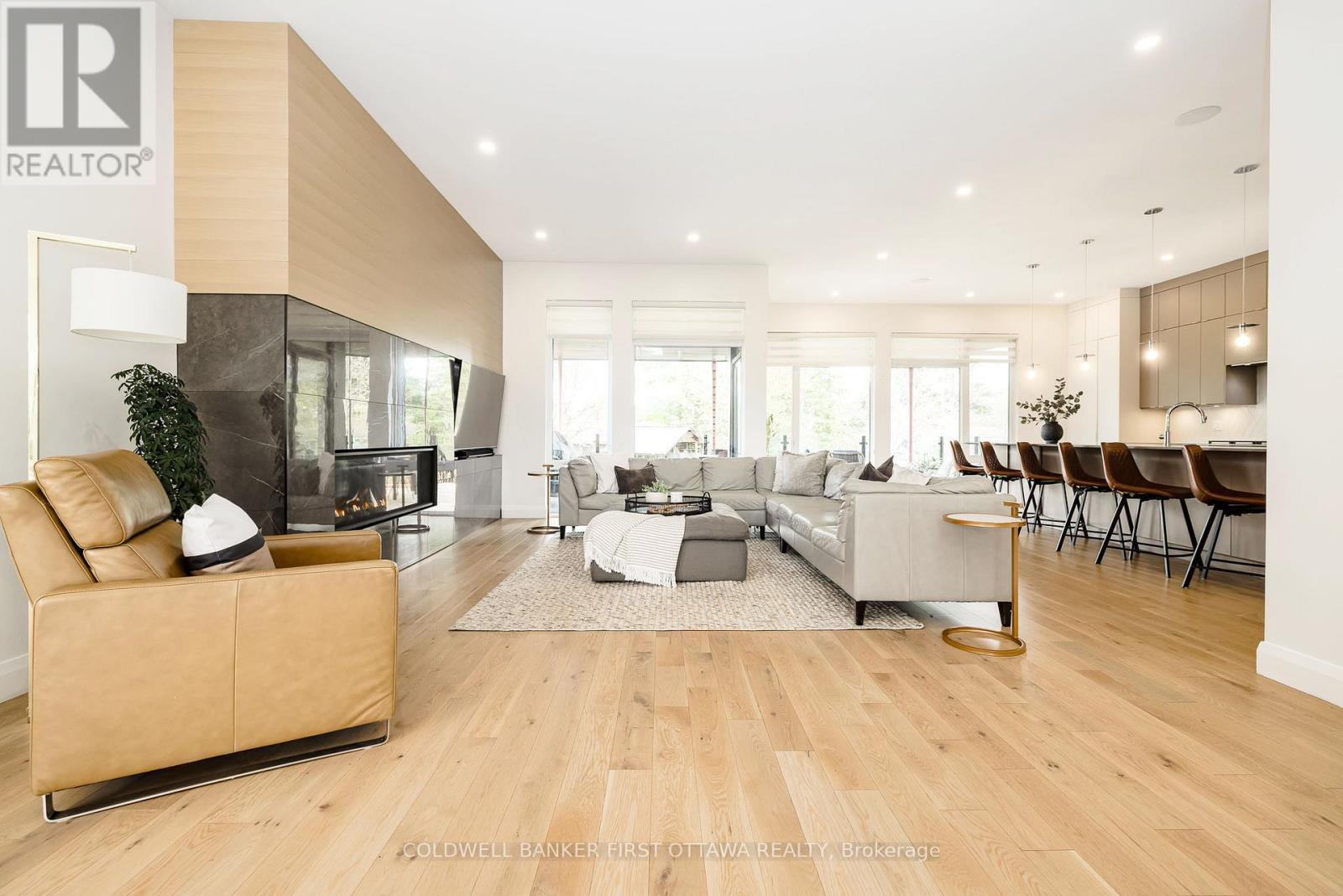 11A CARLETON CATHCART STREET - 11