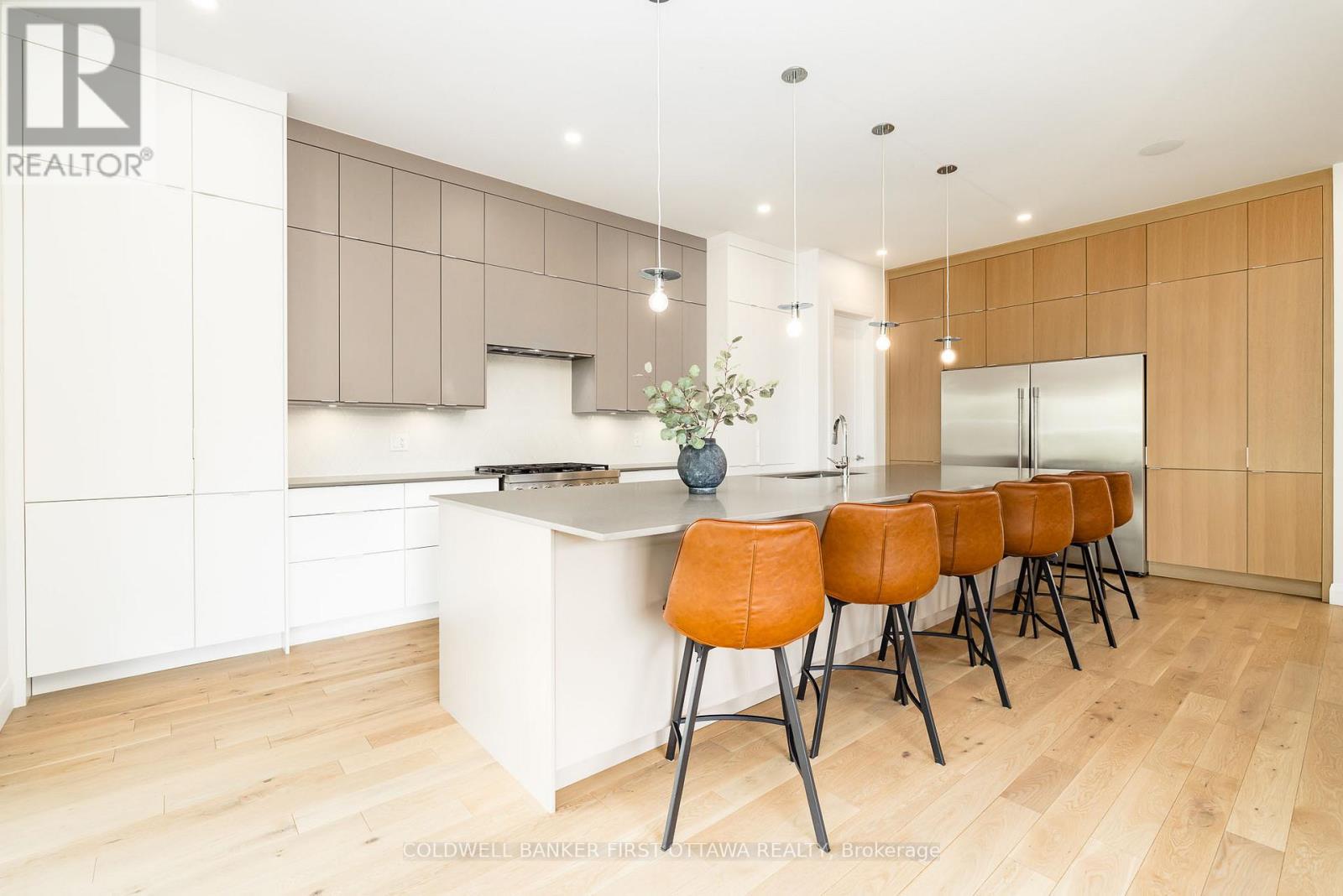 11A CARLETON CATHCART STREET - 15