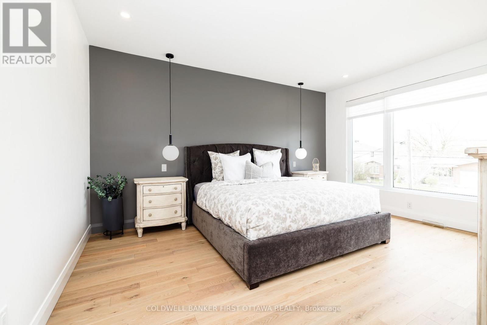 11A CARLETON CATHCART STREET - 24