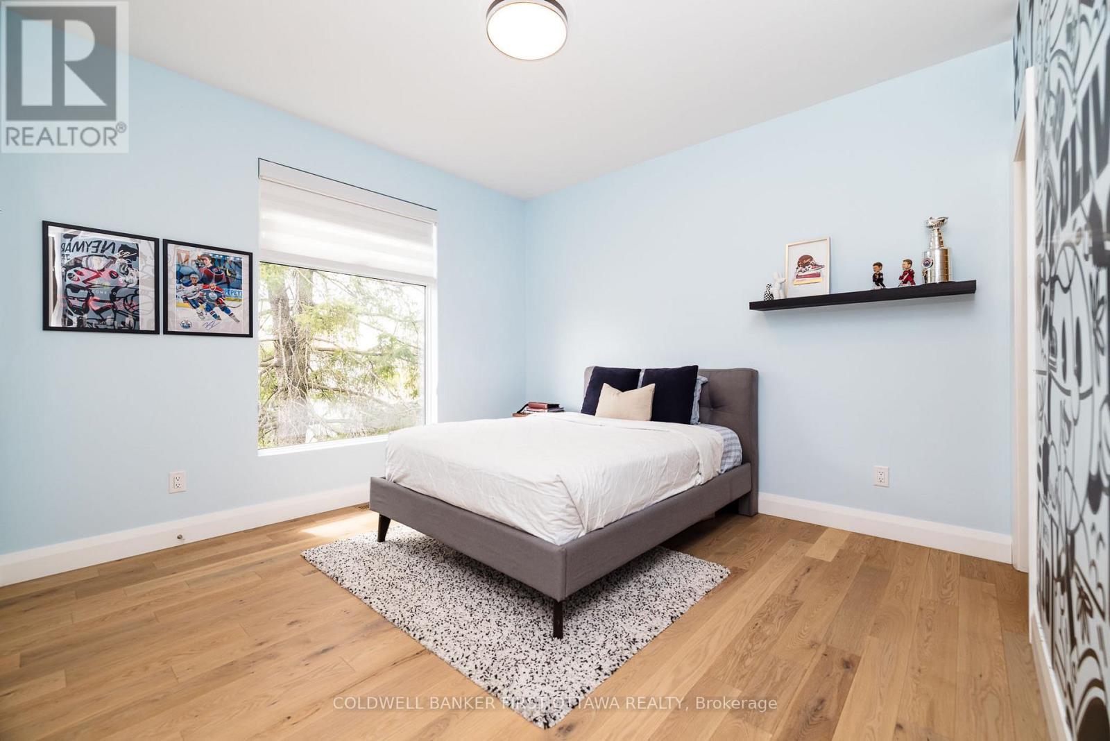 11A CARLETON CATHCART STREET - 33
