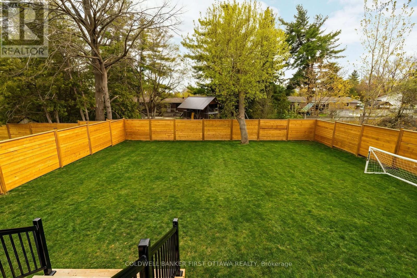 11A CARLETON CATHCART STREET - 48