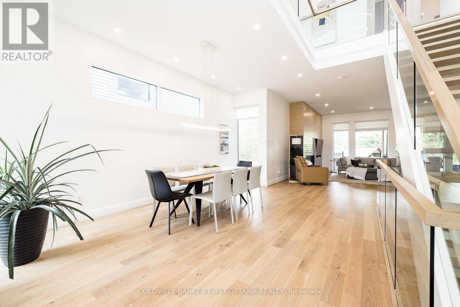 11A CARLETON CATHCART STREET - 7