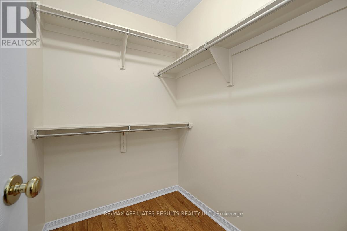 31 IPSWICH TERRACE - 23