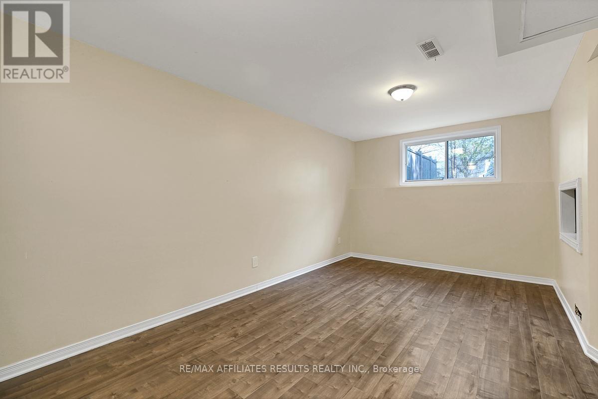31 IPSWICH TERRACE - 31