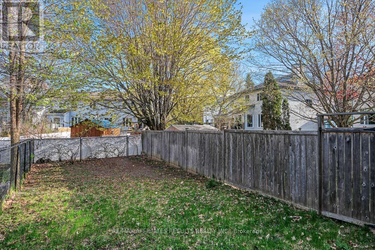 31 IPSWICH TERRACE - 38