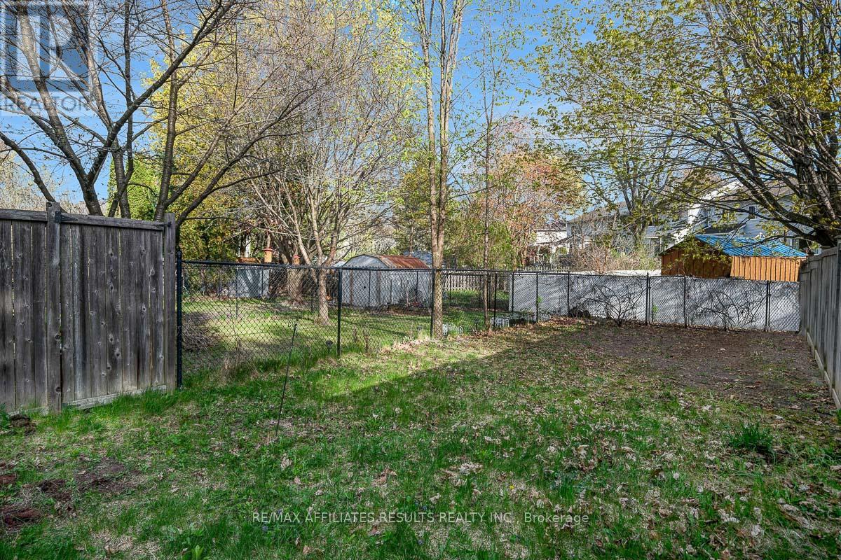 31 IPSWICH TERRACE - 39