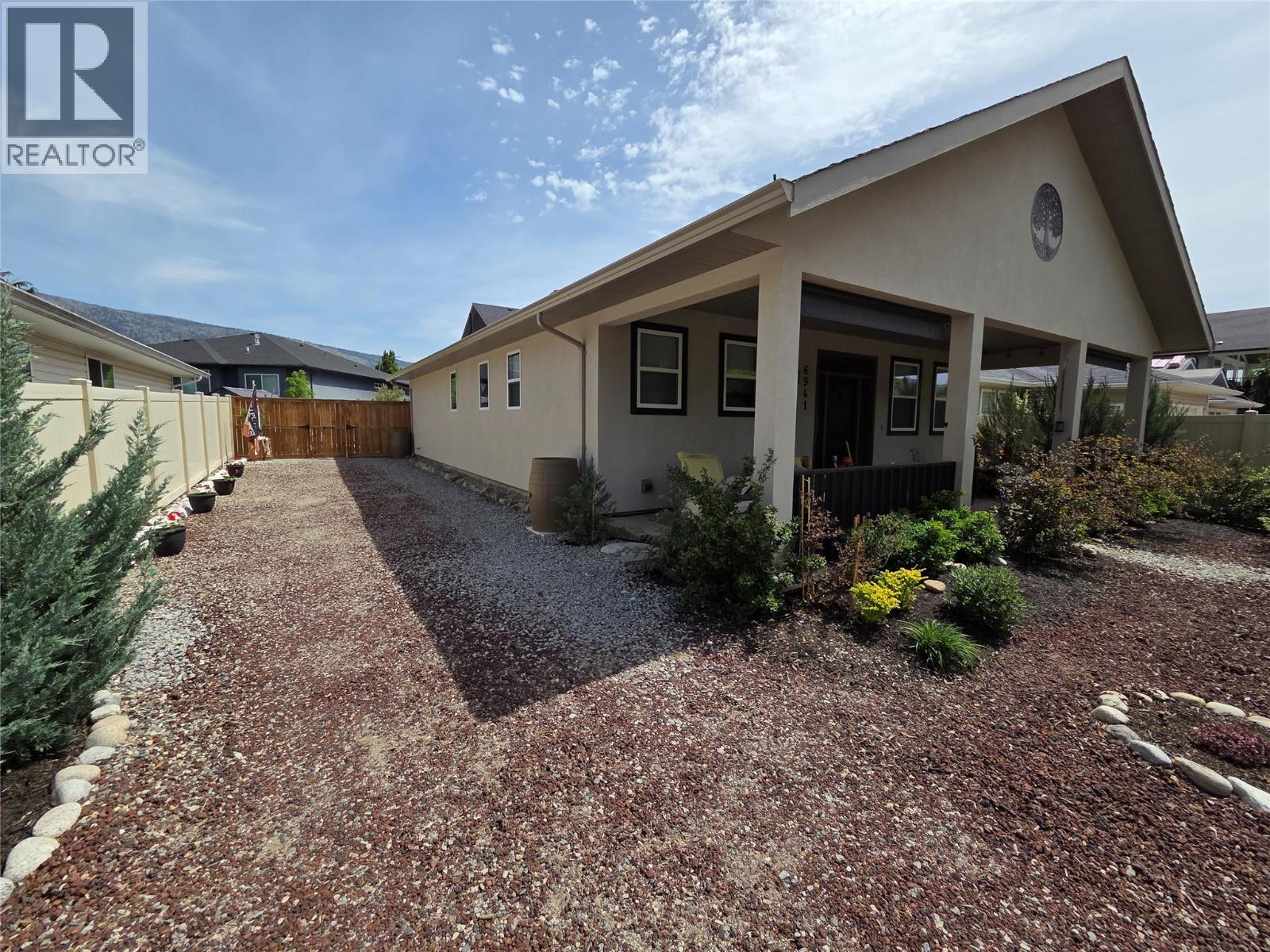 6941 MEADOWS DR Drive, Oliver