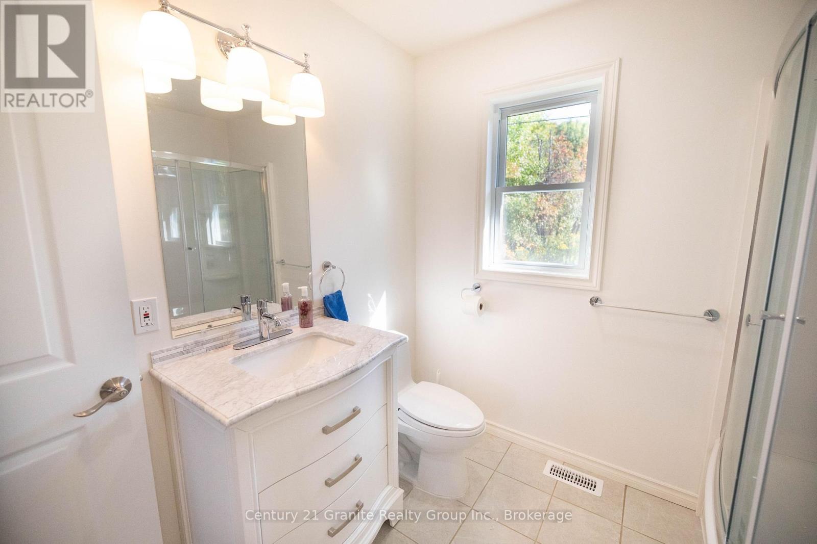 1160 KENNISIS LAKE ROAD - 14
