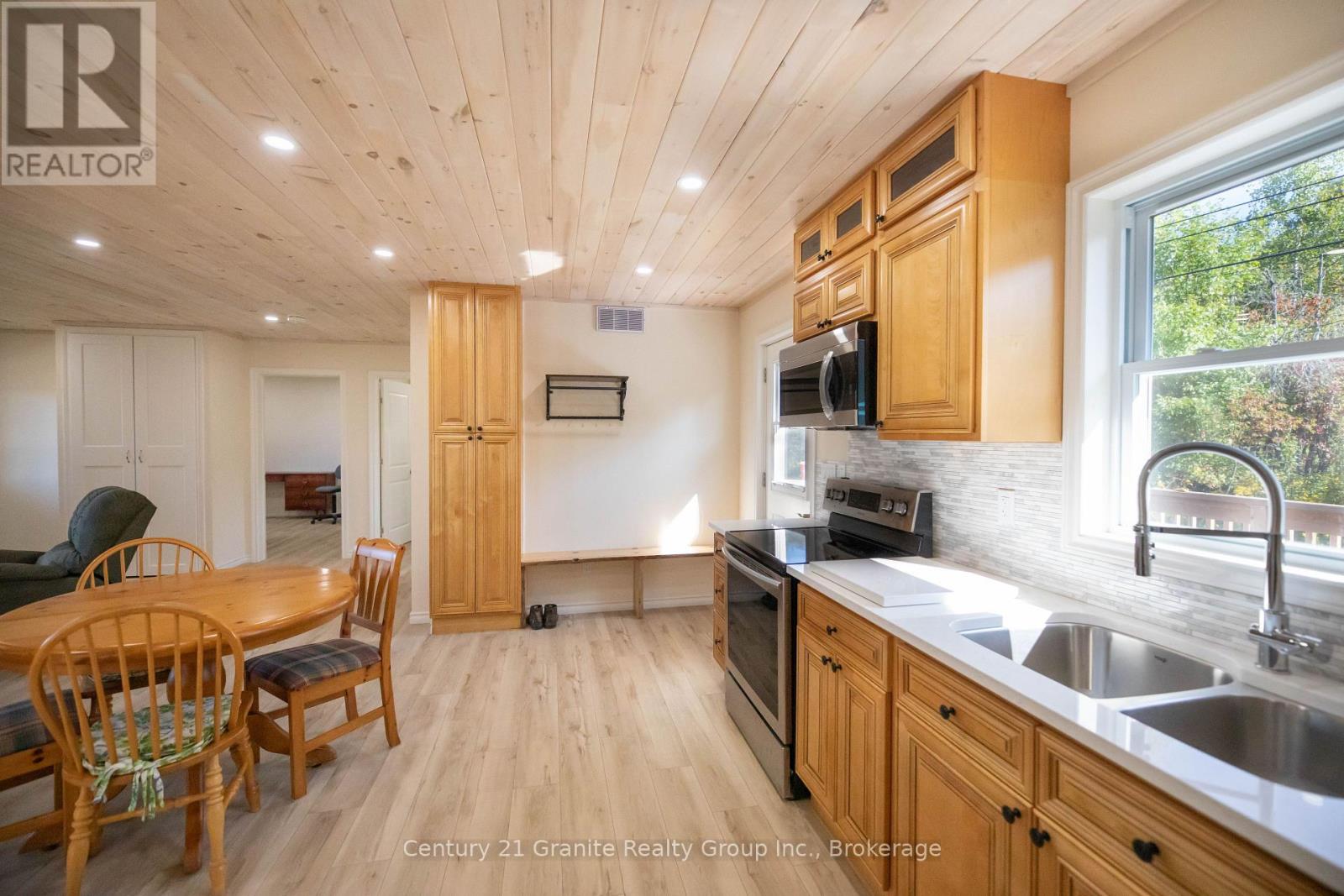 1160 KENNISIS LAKE ROAD - 7