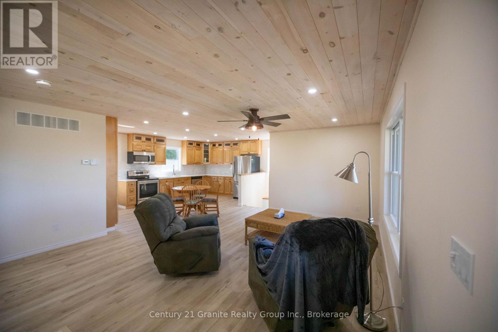 1160 KENNISIS LAKE ROAD - 9