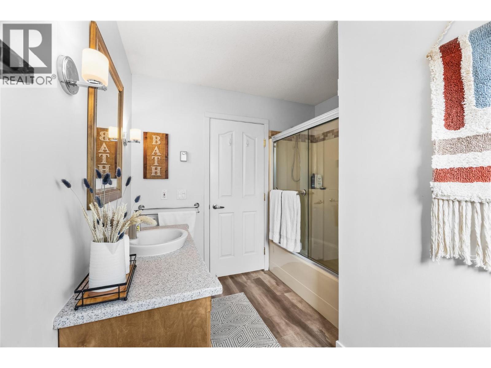 2520 EVERGREEN Drive, Penticton