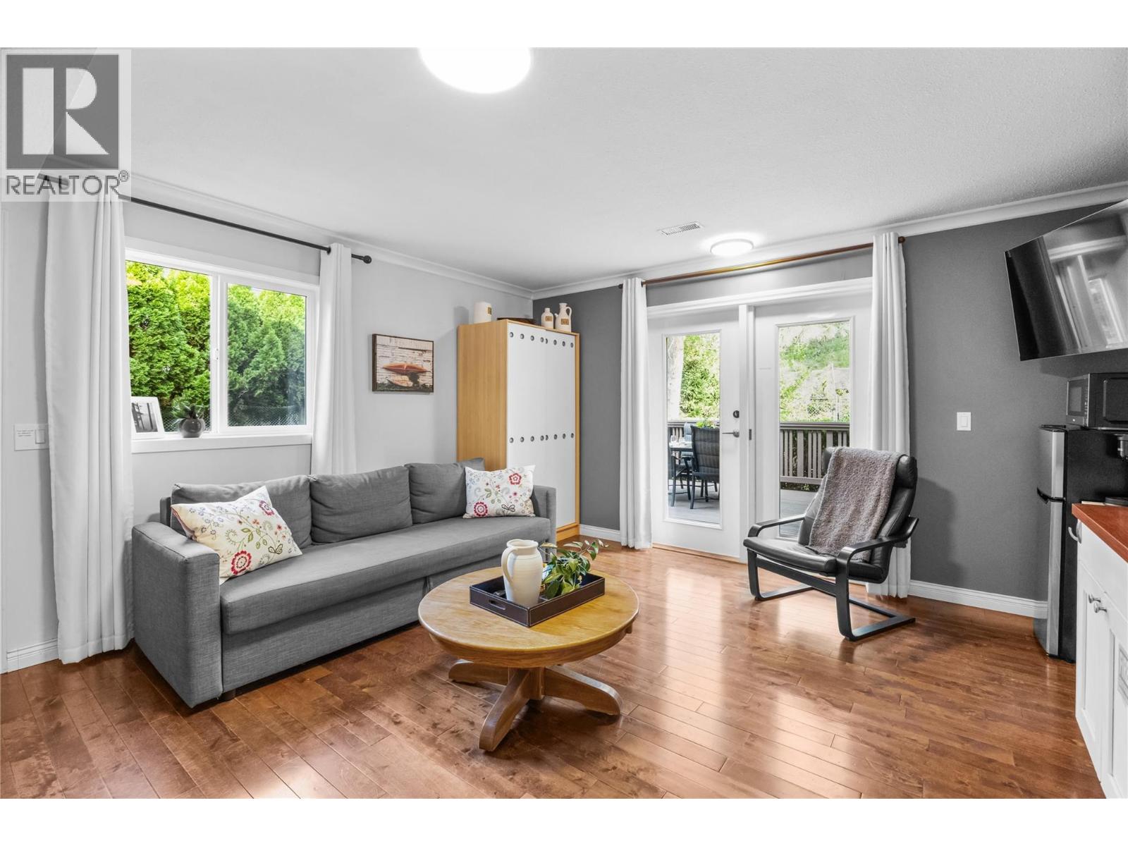 2520 EVERGREEN Drive, Penticton