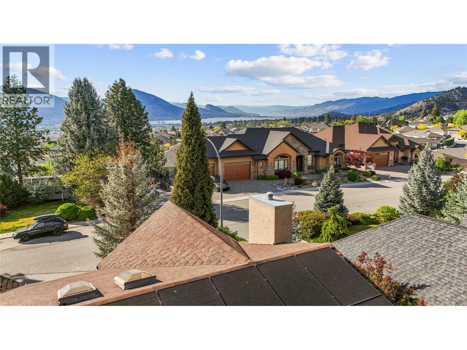 2520 EVERGREEN Drive, Penticton