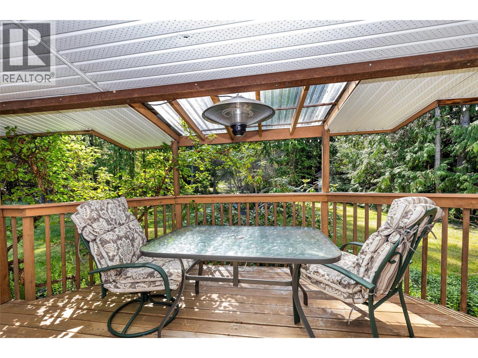 8979 Hummingbird Frontage Road - 38