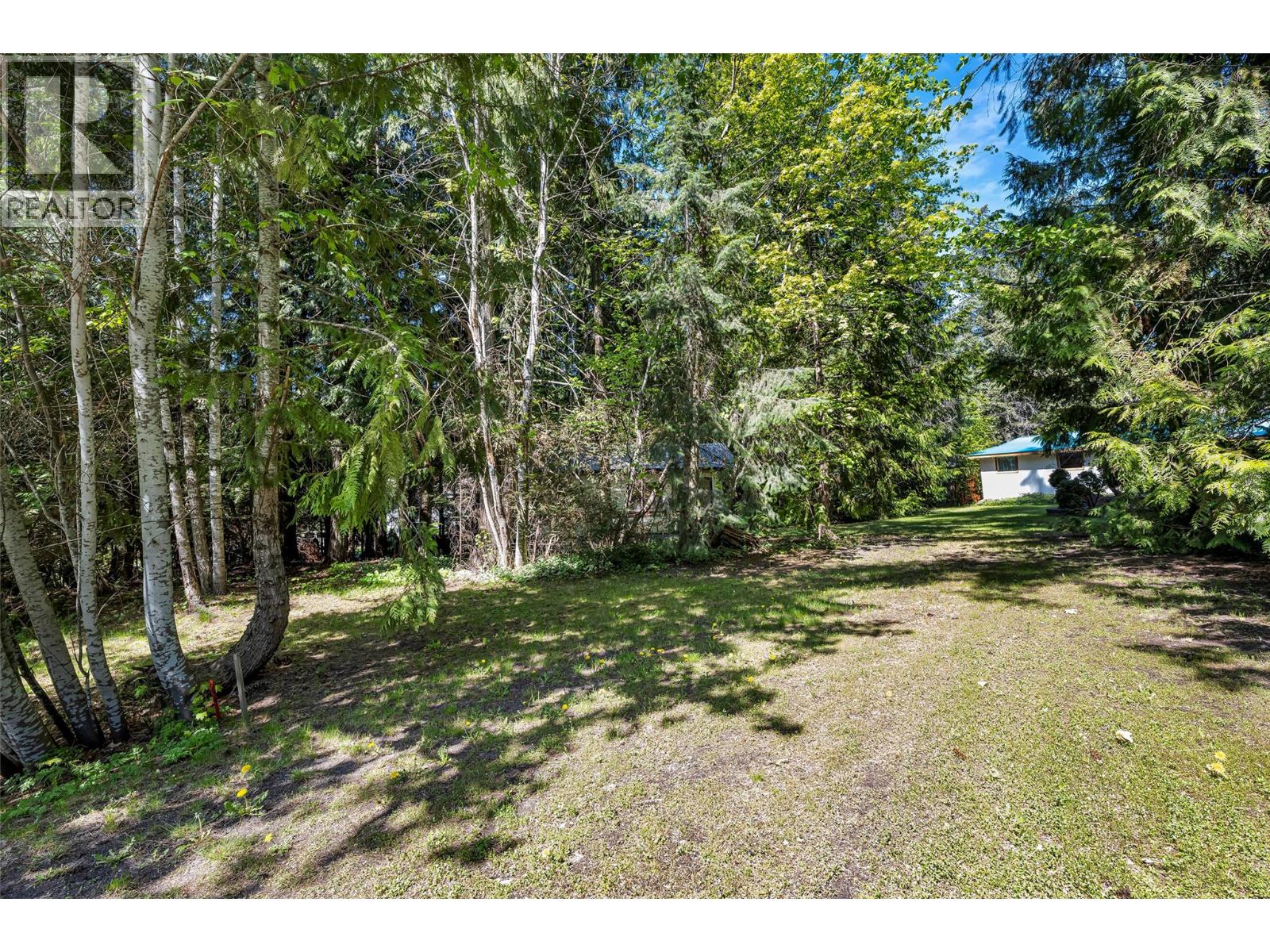 8979 Hummingbird Frontage Road - 52
