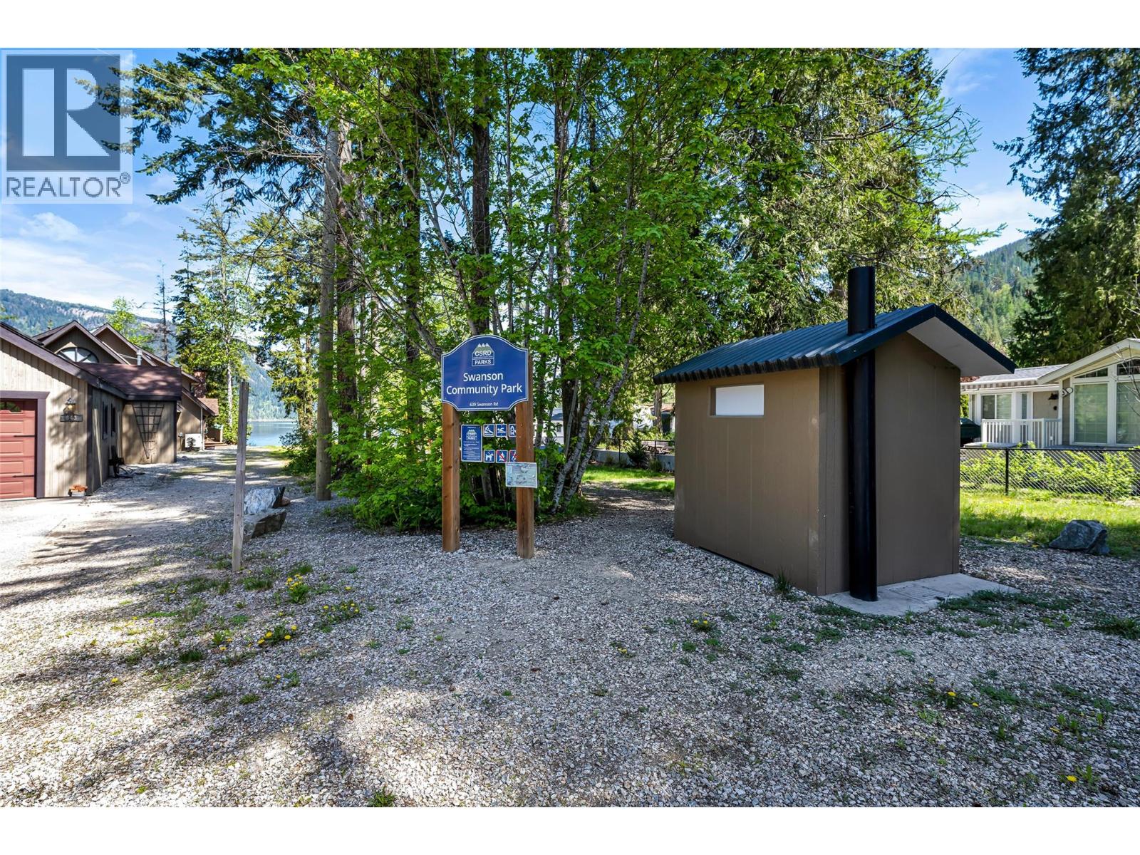 8979 Hummingbird Frontage Road - 60