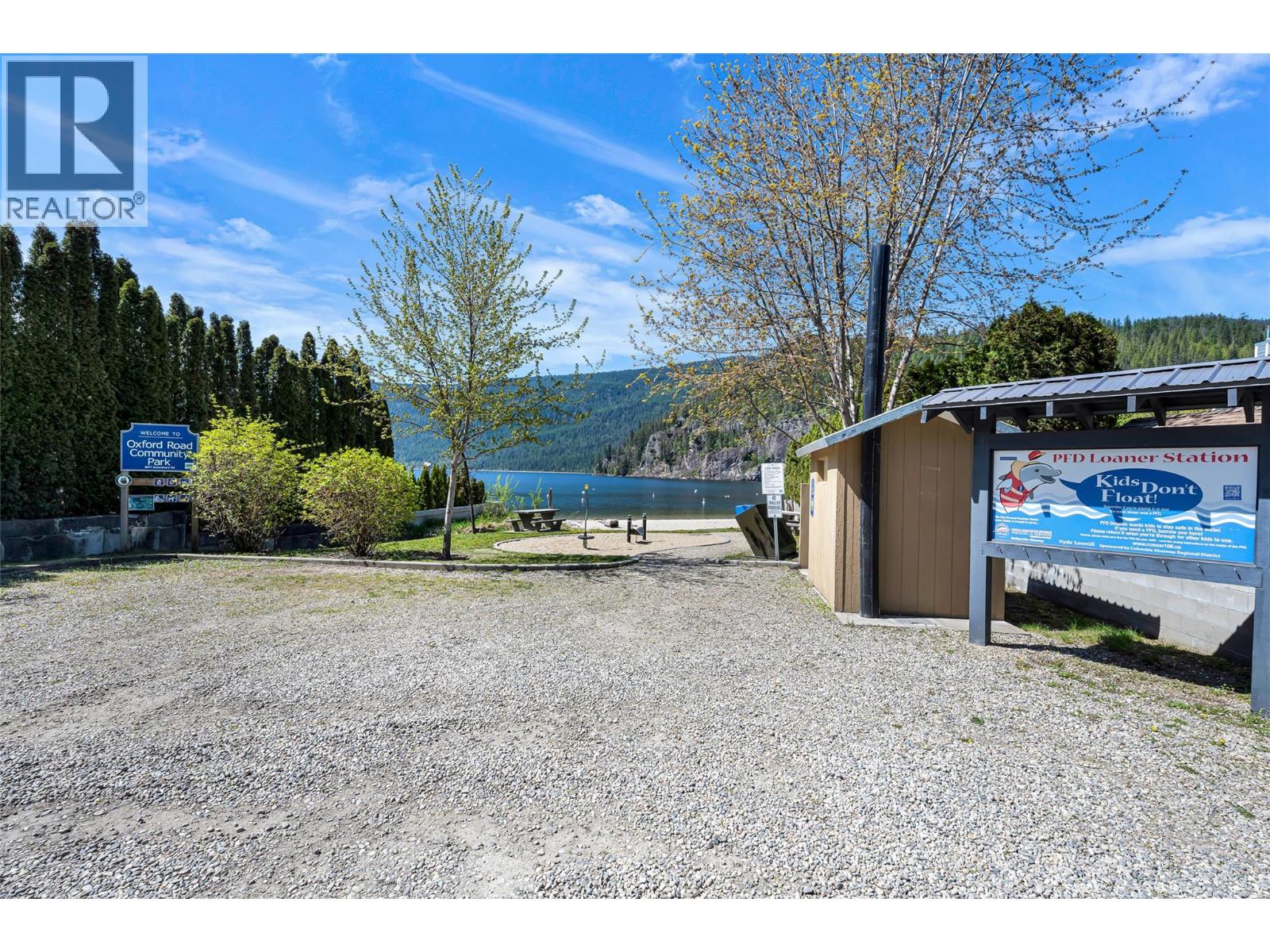 8979 Hummingbird Frontage Road - 7