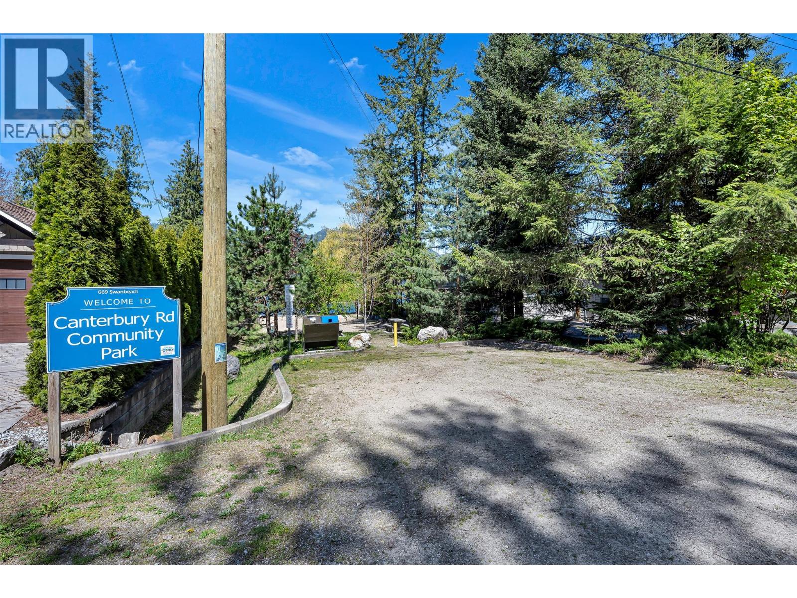 8979 Hummingbird Frontage Road - 72