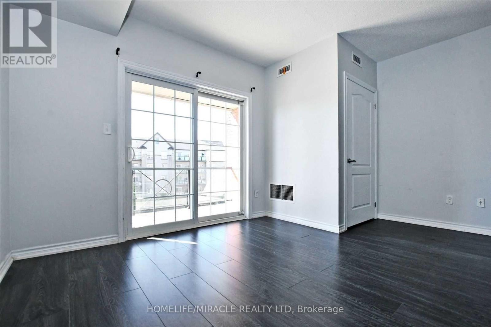 #303 39 FERNDALE DRIVE S - 17