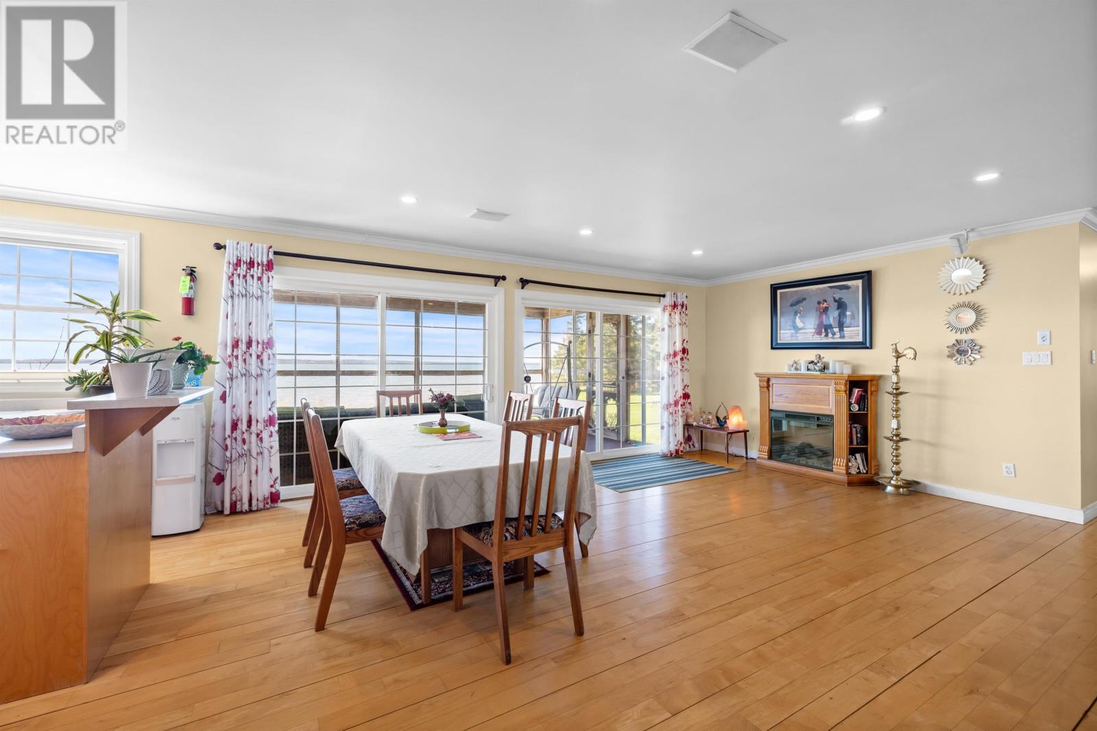 1111 Mcinnis Point Road - 11