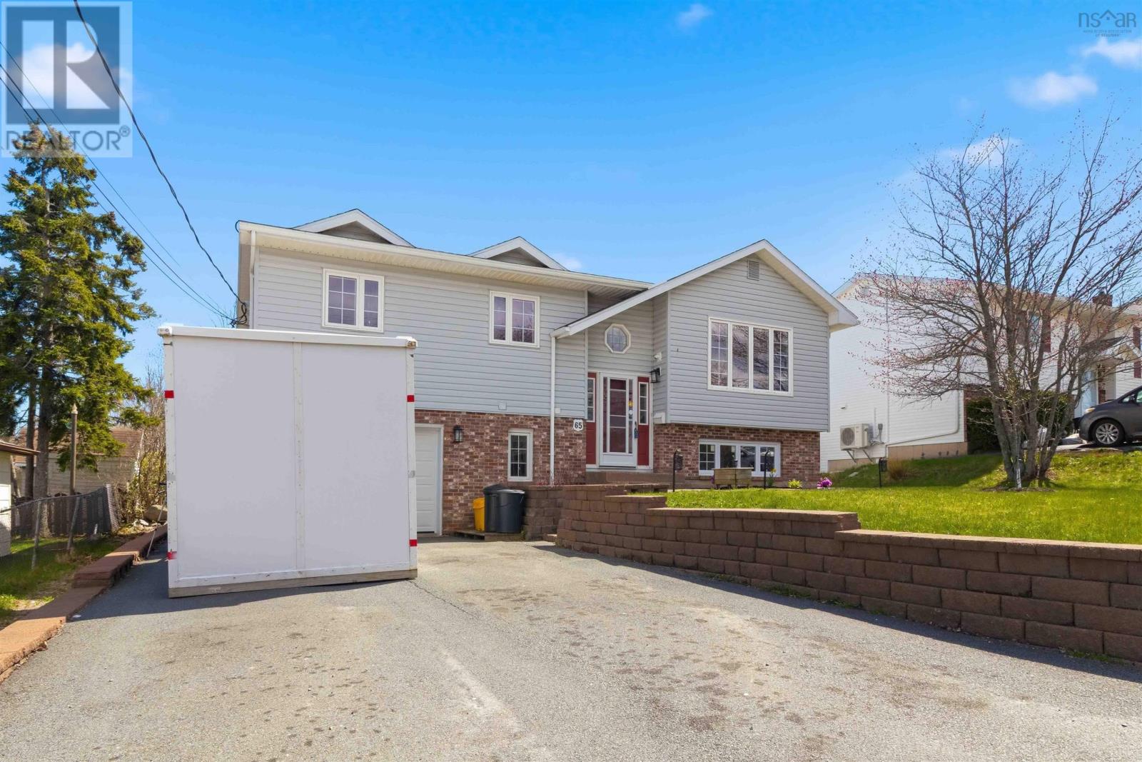 Property 30 of 38 of 65 Astral Drive