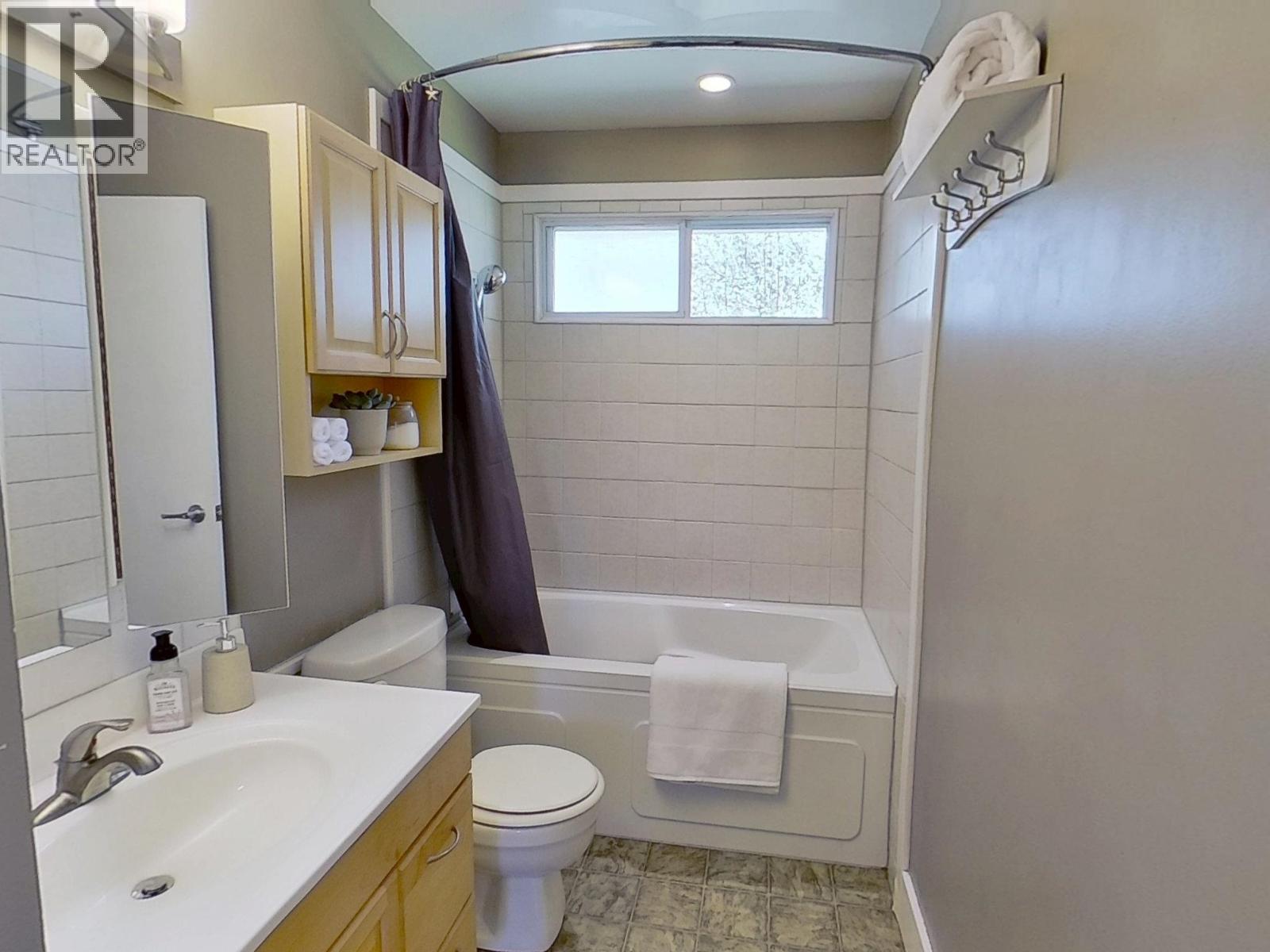 1375 LEWIS DRIVE - 13