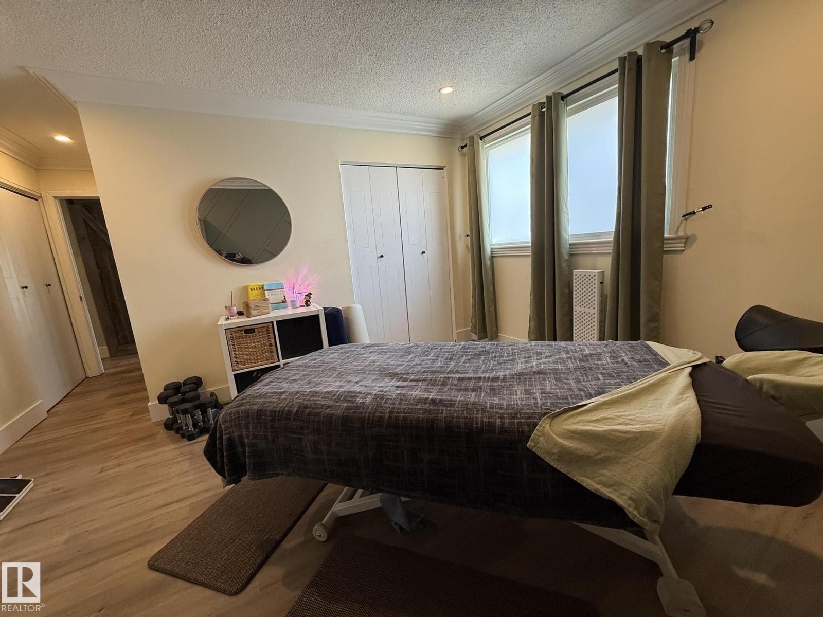 8004 180 ST NW - 16